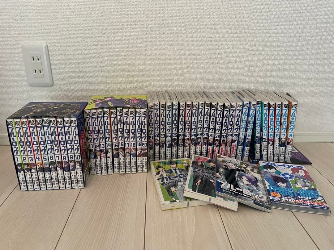 ブルーロック 全巻セット 1-35巻 /エピソード凪1〜8巻/小説2巻/他