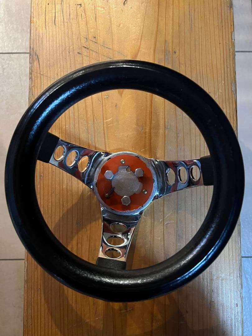 ムーンアイズ　8インチ　ステアリング