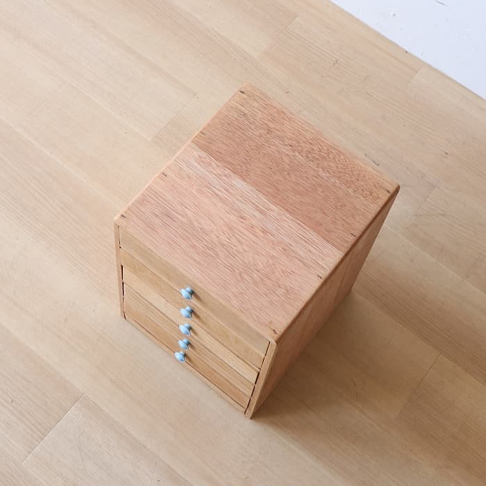 アンティーク 整理箱 タンス 古家具 ラワン 引き出し5杯 無塗装