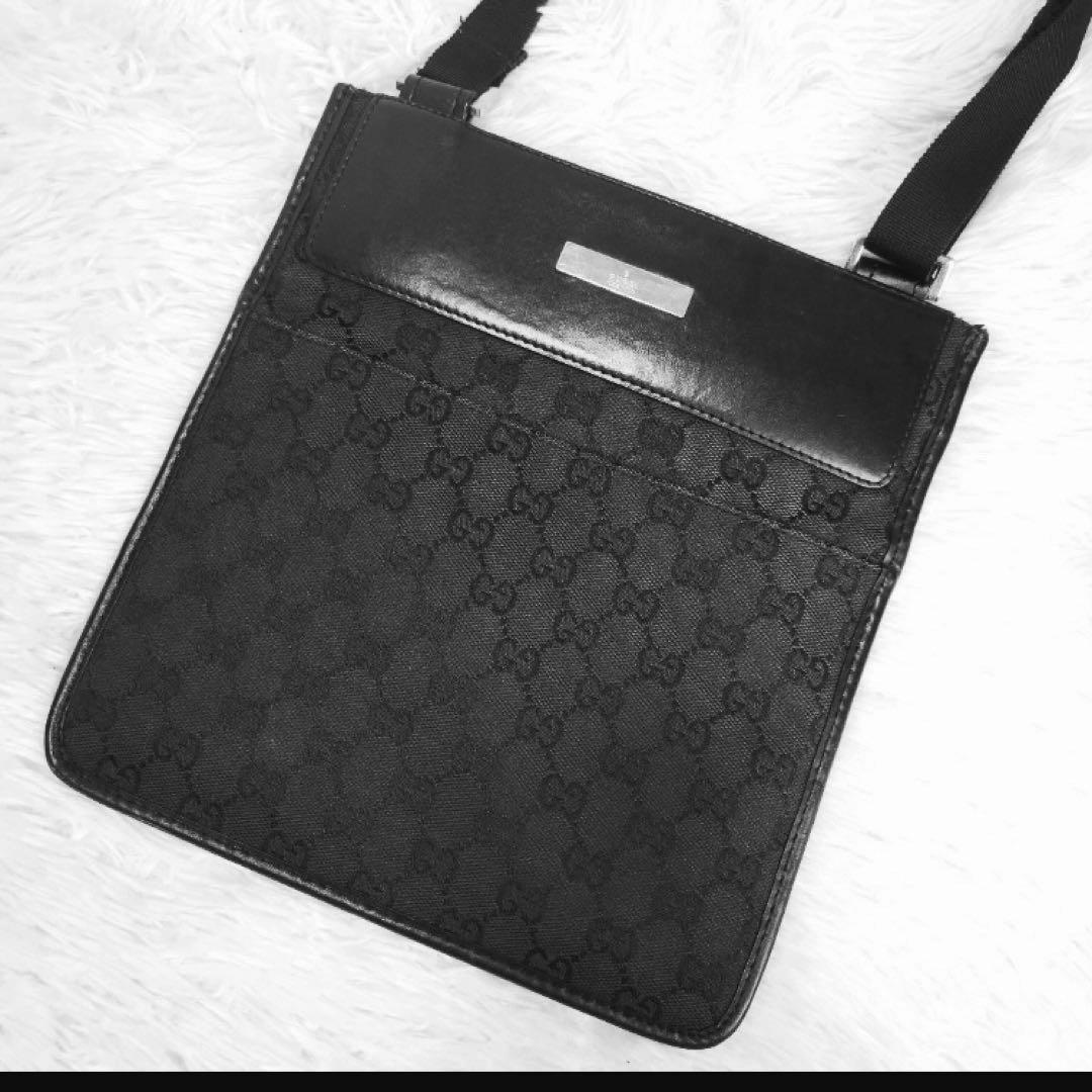 GUCCI ショルダーバッグ クロスボディ gg柄 キャンバス 黒