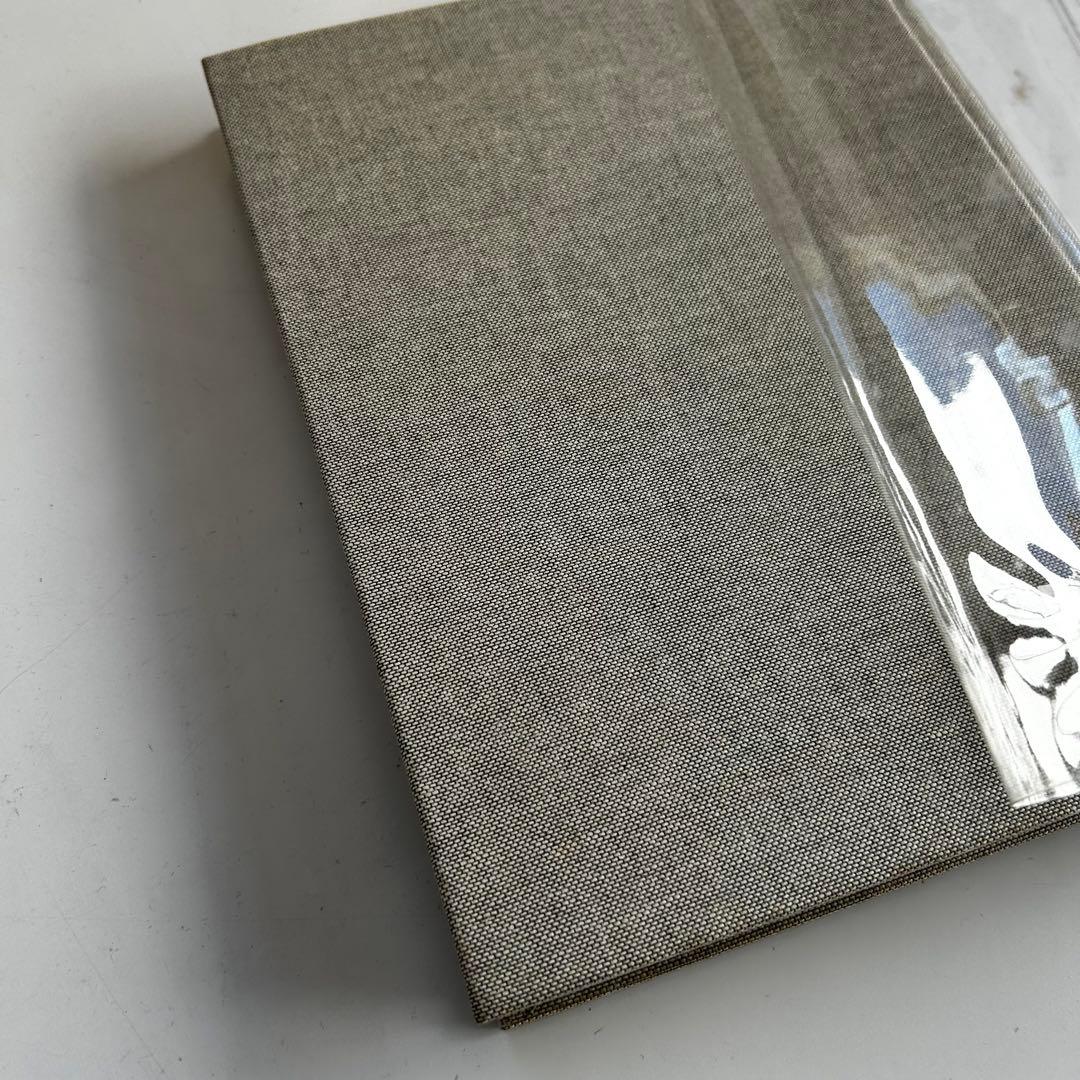 美品 KAWS アートブック Skira Rizzoli Book カウズ