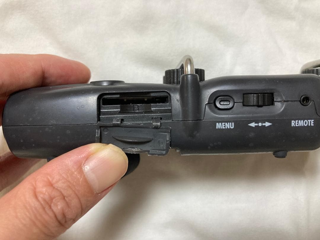 ZOOM H5 ハンディレコーダー