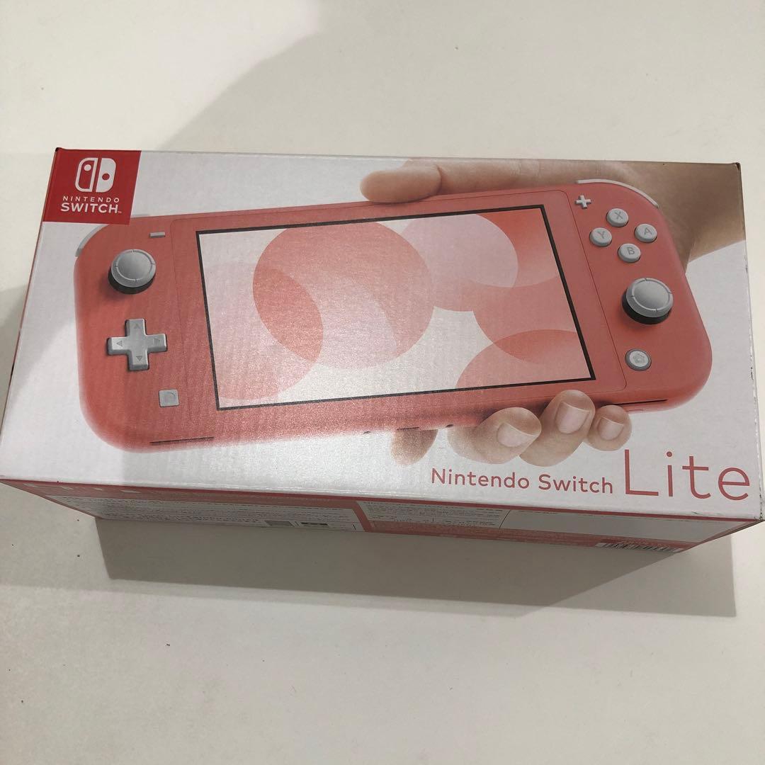 Nintendo Switchライト　本体　コーラル