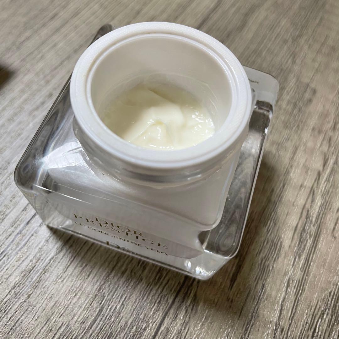 Dior プレステージ ル コンサントレ ユー 目元用クリーム
