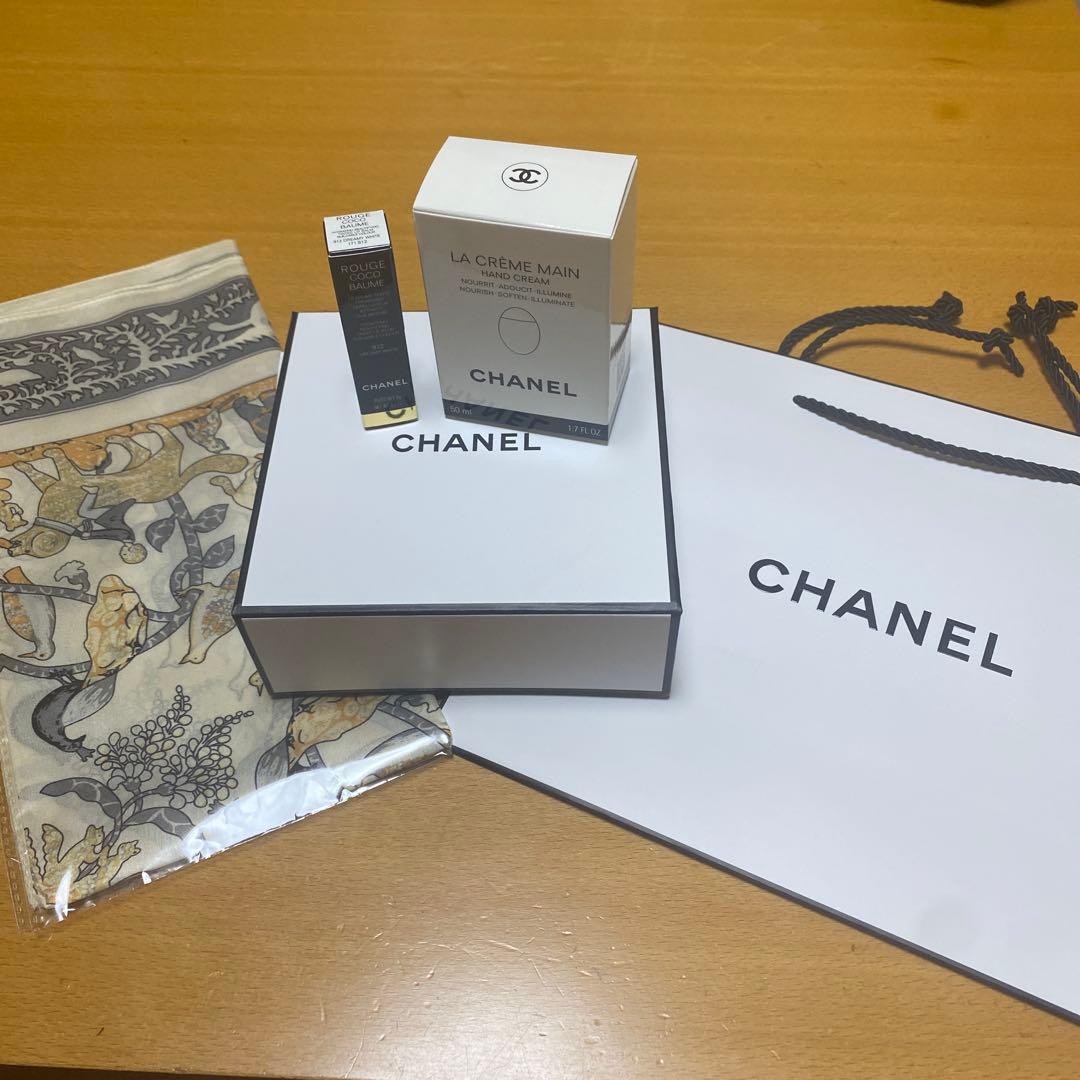 シャネルハンドクリーム シャネルリップクリーム 箱、袋、リボン、スカーフ付き❤︎