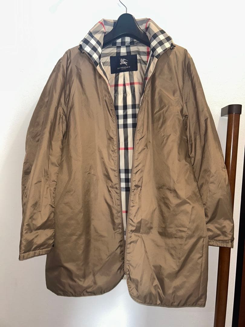ベージュ スタンドカラーコート チェック裏地