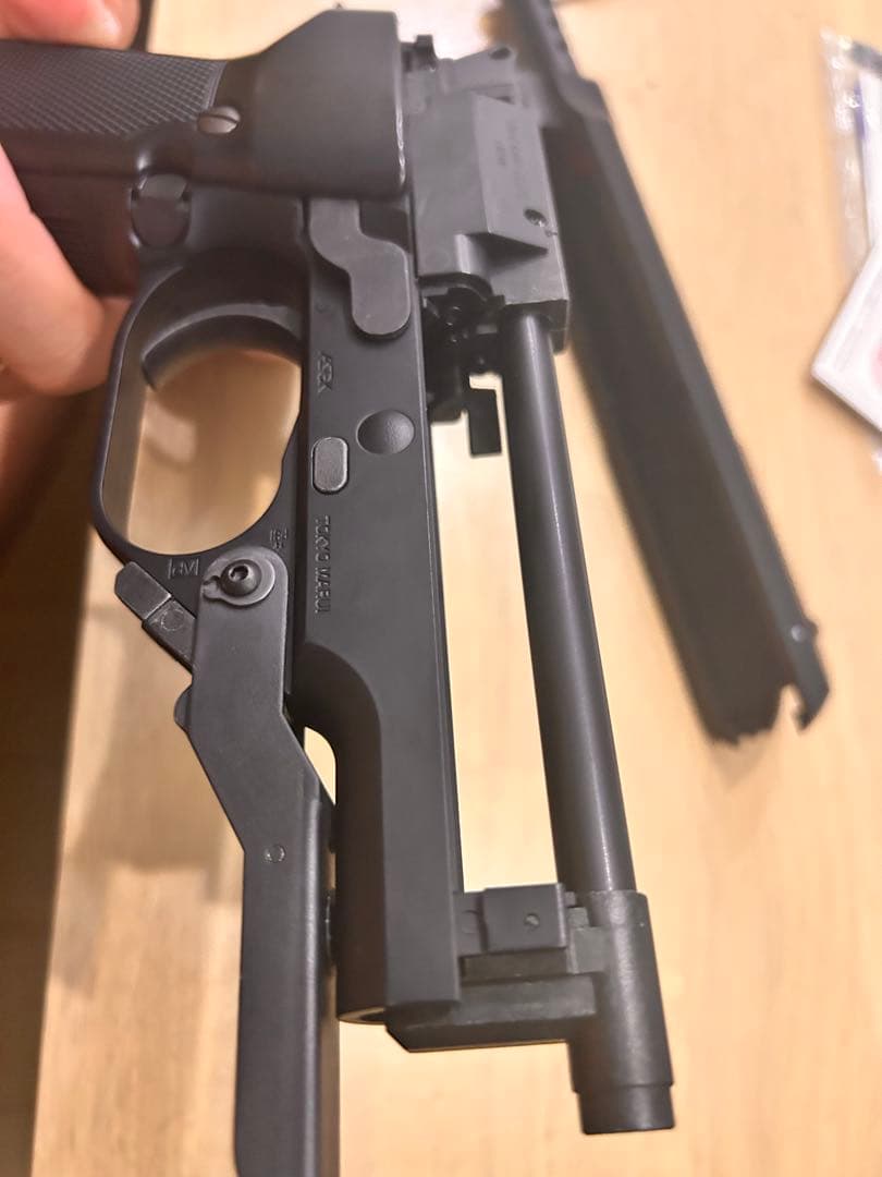 M93R モデルガン　東京マルイ　電動ガン　18禁　ハンドガン