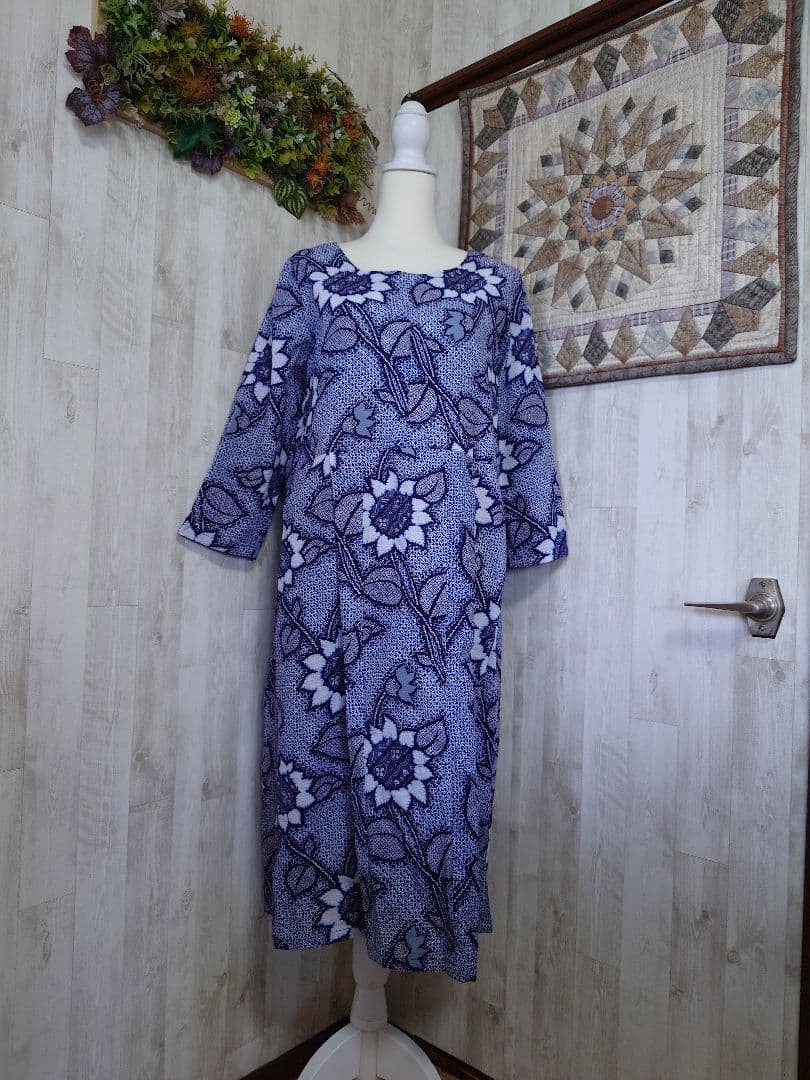 浴衣リメイク＊リップル地の浴衣からワンピース紺地にヒマワリ柄