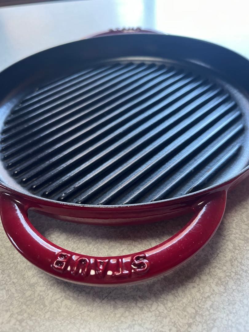 STAUB 鋳鉄 グリルパン ピアグリル　チェリー　　26CM