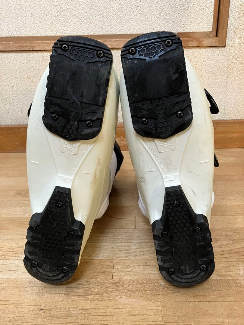 スキーブーツ　HEAD EDGE LYT100. 26.0