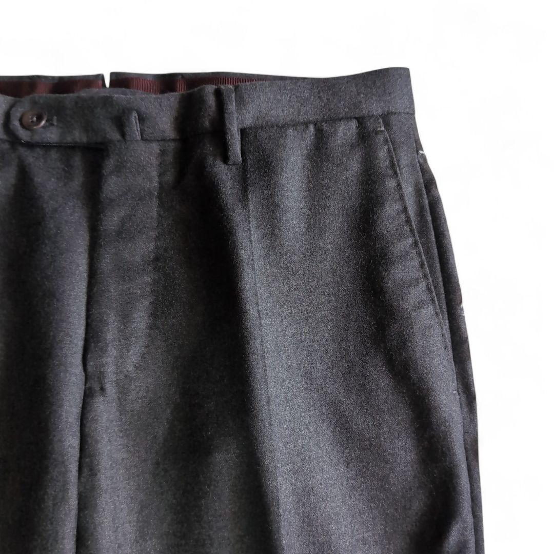 美品 インコテックス サキソニー スリム テーパード スラックス チャコール