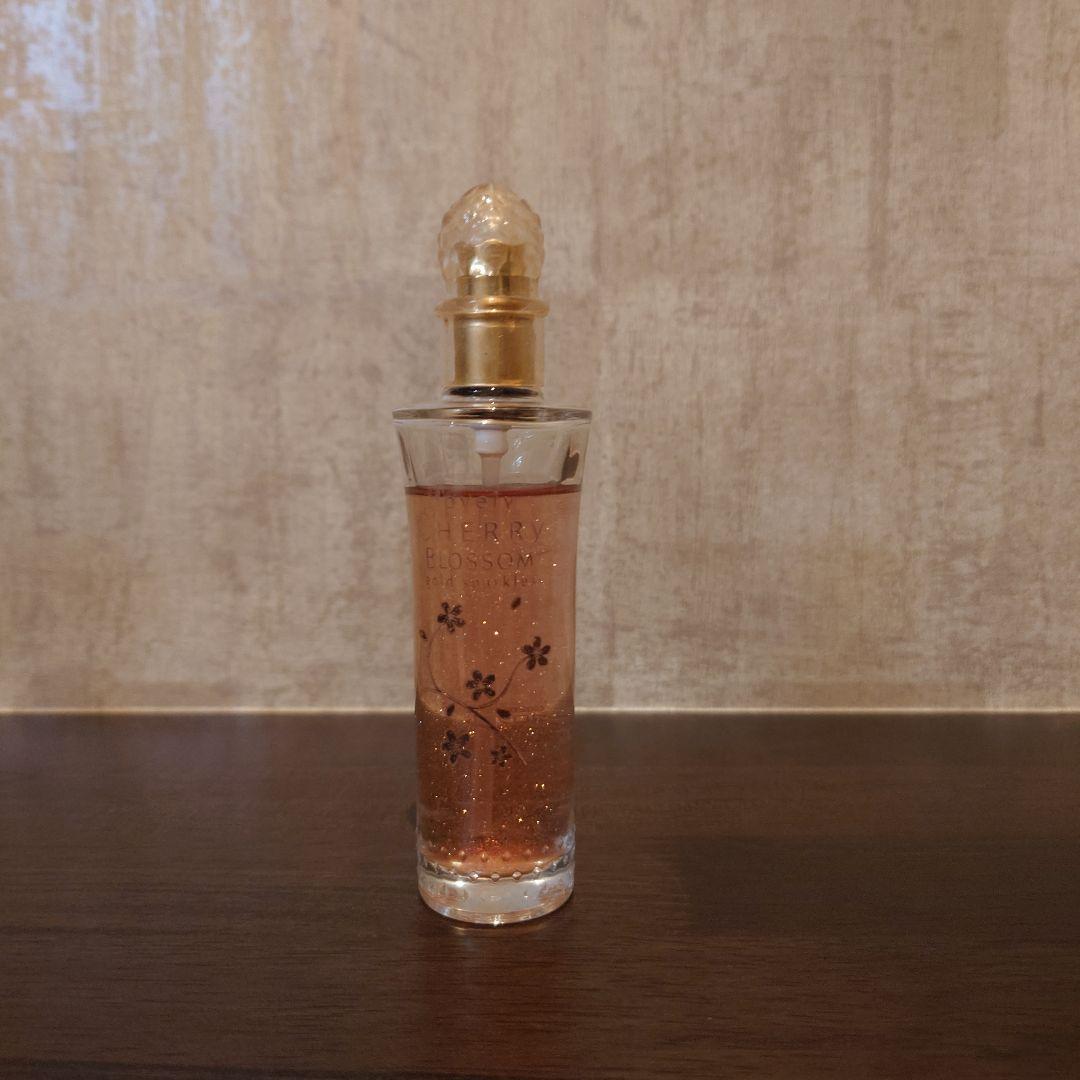 ゲラン　ラブリーチェリーブロッサム