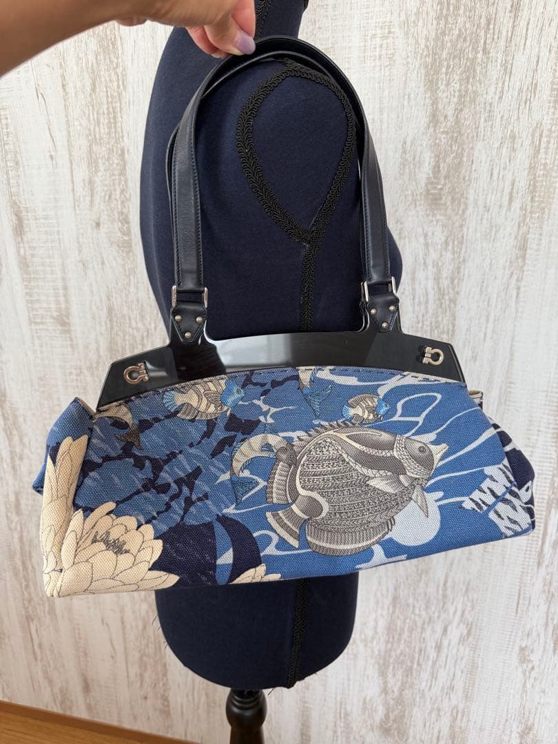 フェラガモバッグ