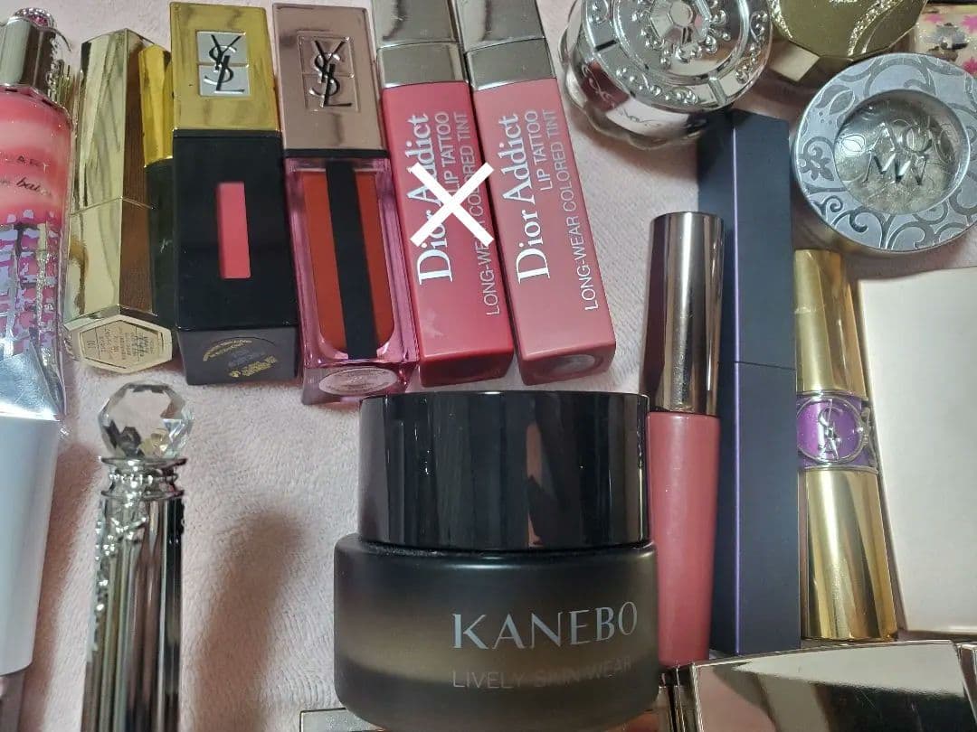 【総額約10万円】デパコス24点まとめ売り　YSL、ルナソル、ジル、Diorなど