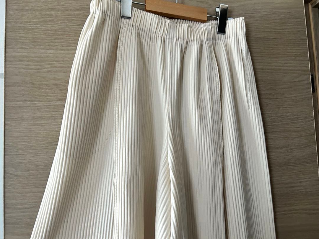 ISSEY MIYAKE MEイッセイ ミヤケ プリーツ ワイドパンツ