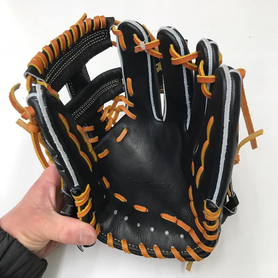 エールストーリー　限定直刺繍ラベル硬式グラブ　内野手用　型番不明