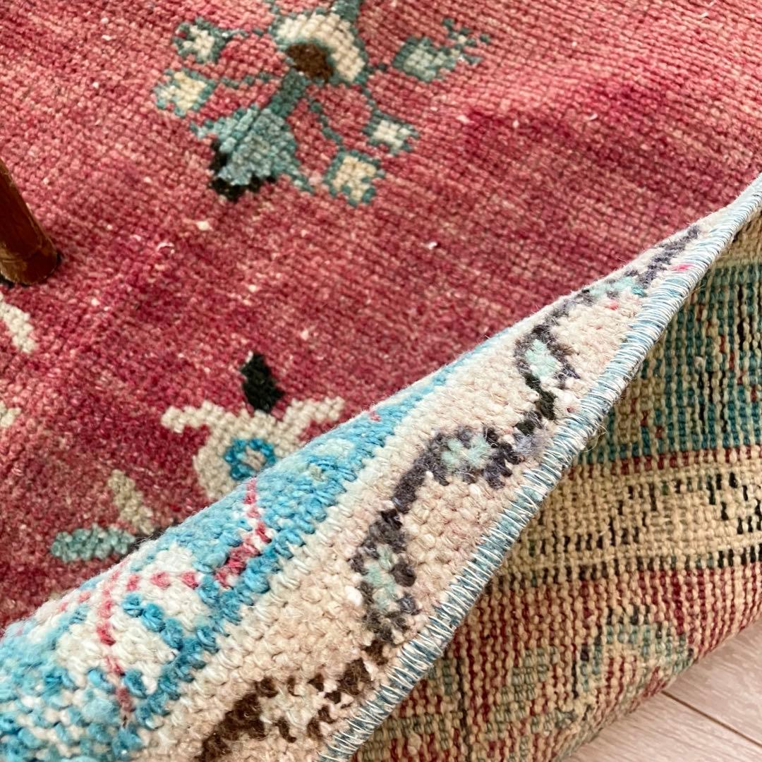 専用✳︎ギュネイラグ　柔らかレッド　ペールブルー　グリーン　トルコヴィンテージラグ