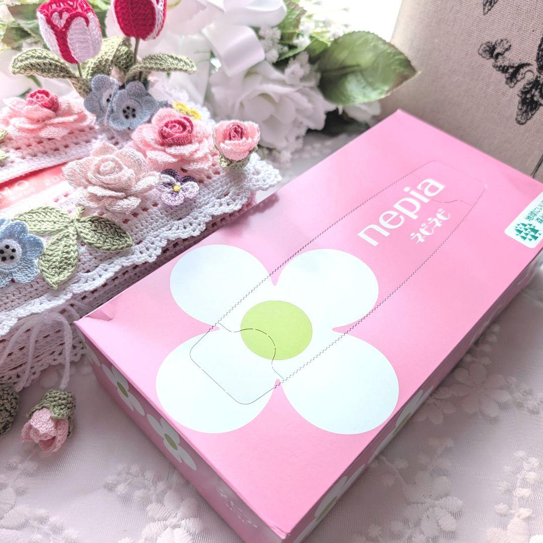 き*り様 薔薇とユリお花いっぱいのティッシュボックスカバー☆ハンドメイドレース編