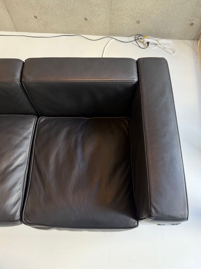 IDC大塚家具 2人掛けソファ ルコルビジェ LC2