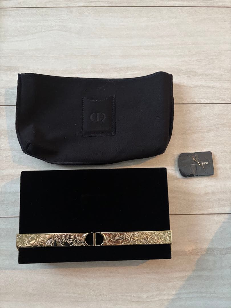 【未使用】Dior アイシャドウパレット マルチユースパレッド ベルベット