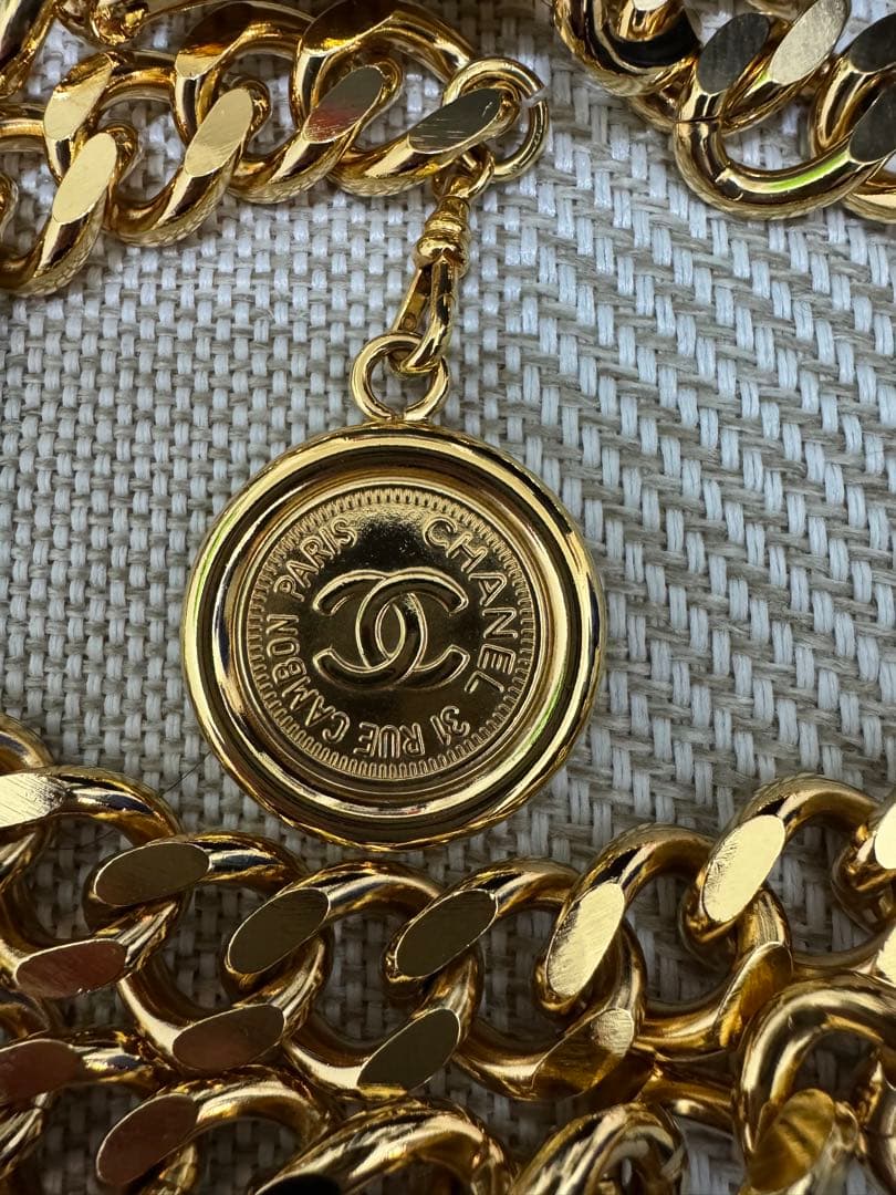 CHANEL ゴールドチェーンベルト