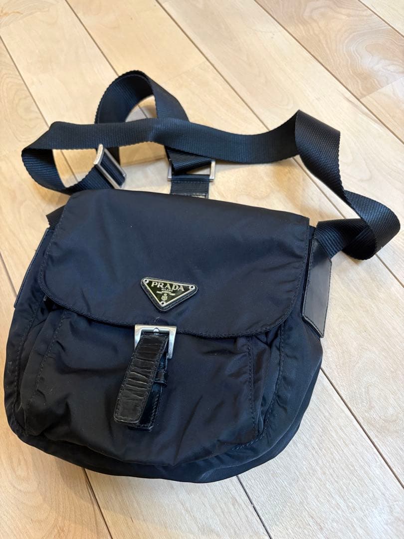 PRADA プラダ ショルダーバッグ