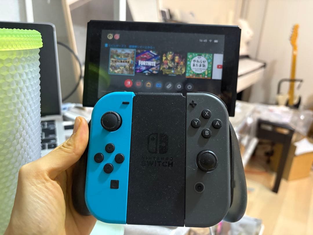 Nintendo Switch 本体 Joy-Con付き