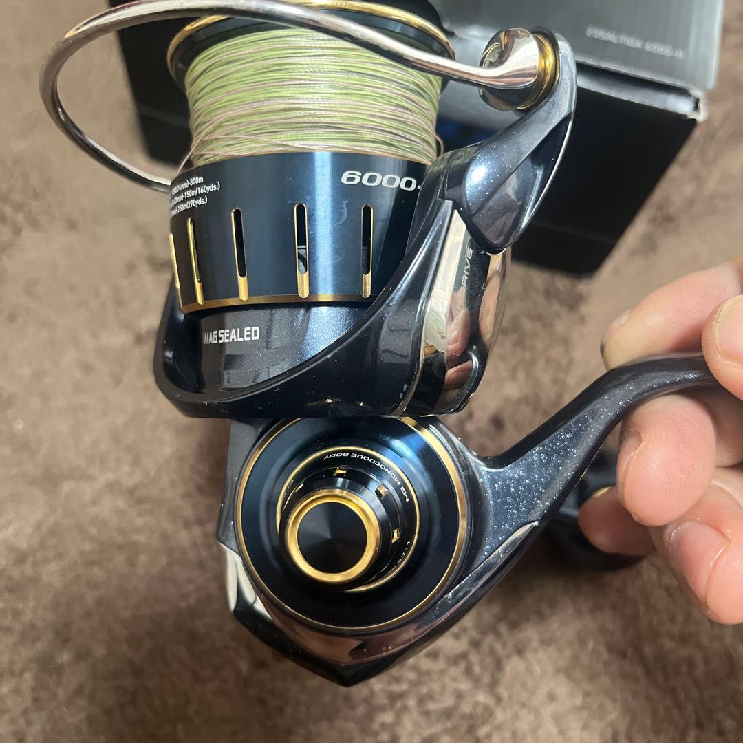 23ソルティガ6000H スピニングリール