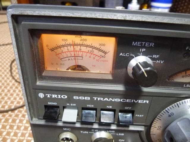 トリオの名機　SSB トランシーバー TS-520V　ジャンク