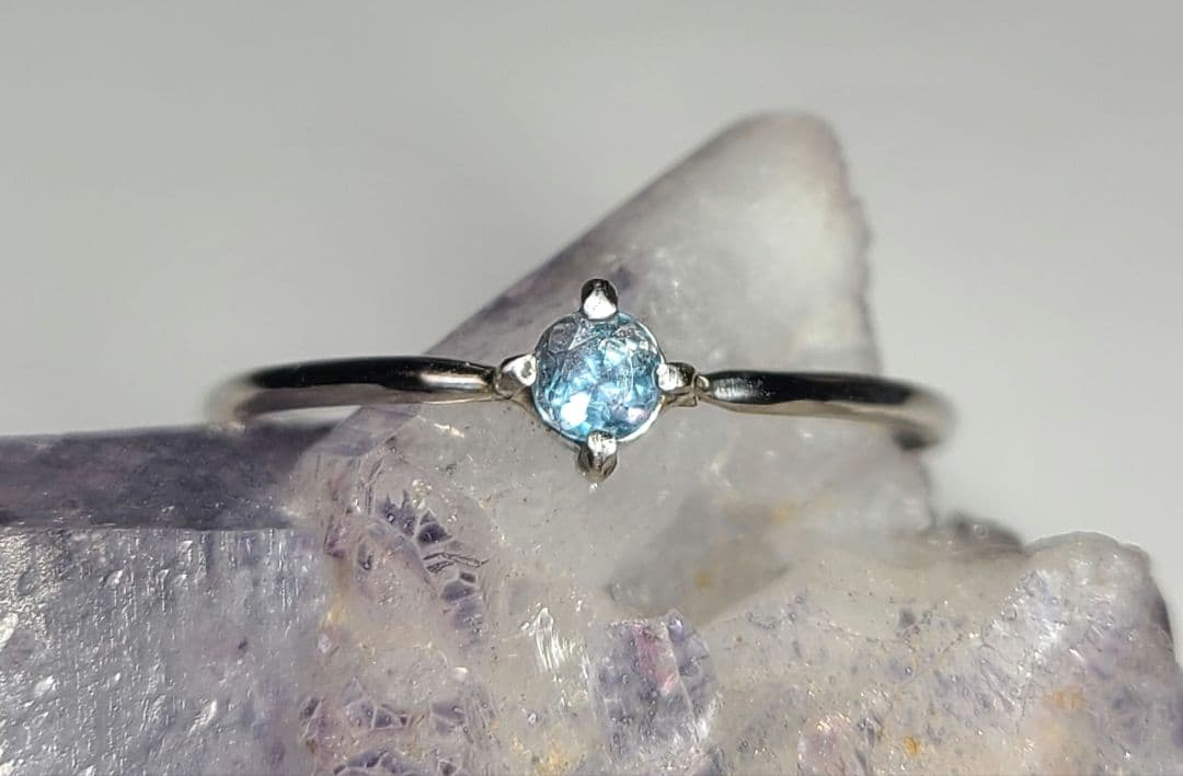 りりレインボーインクルージョン入り★ブラジルアレキサンドライト★オーダー