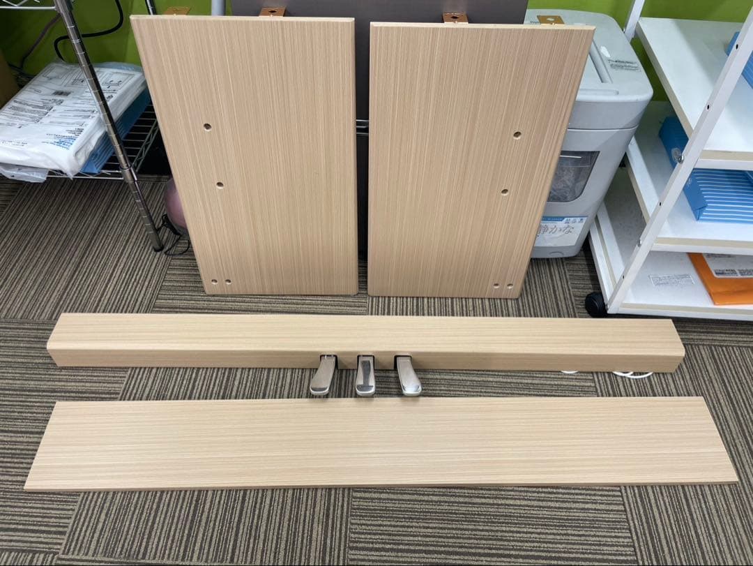 電子ピアノ88鍵盤　ハンマーアクション鍵盤　３本ペダル　オーク