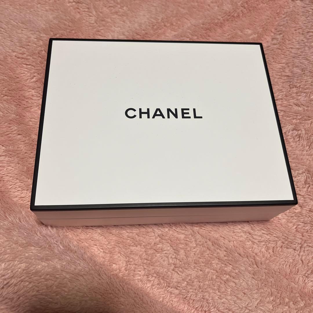 シャネル　リップ　31 LE ROUGE - トランテアン ル ルージュ コフレ