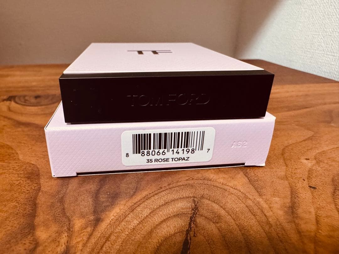 アイカラークォードC 35R ローズトパーズ　新品未使用品　限定ピンクケース