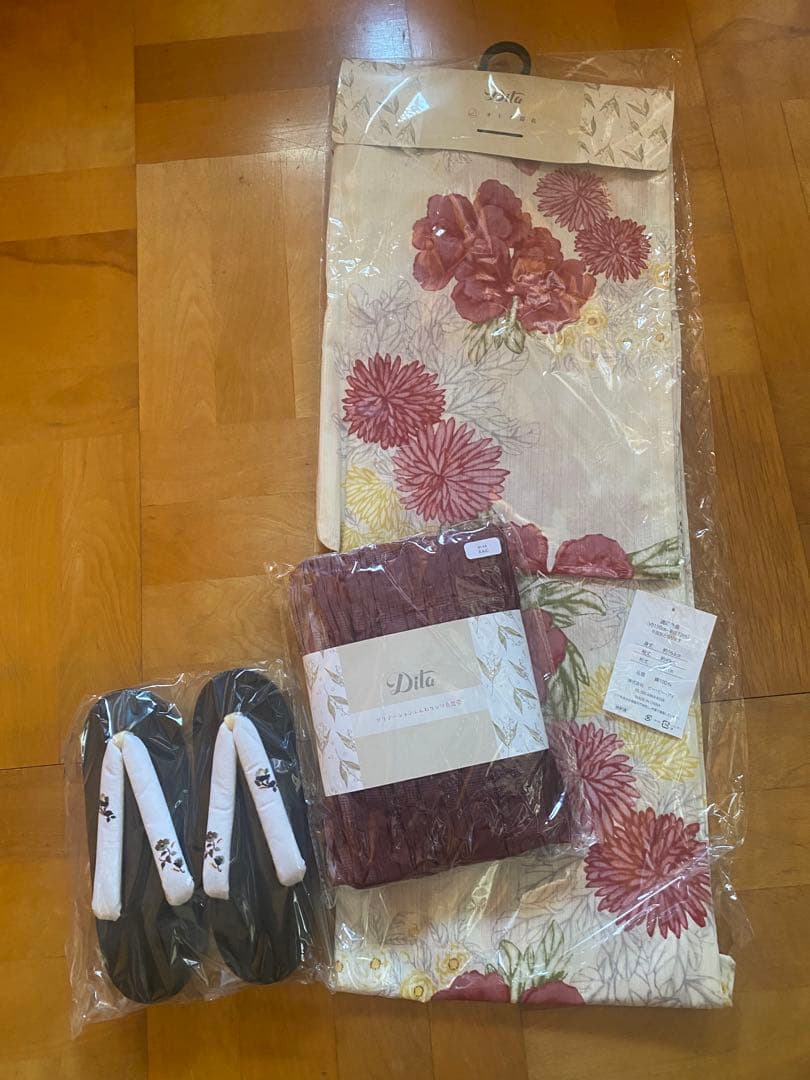 花柄 浴衣・帯・下駄セット