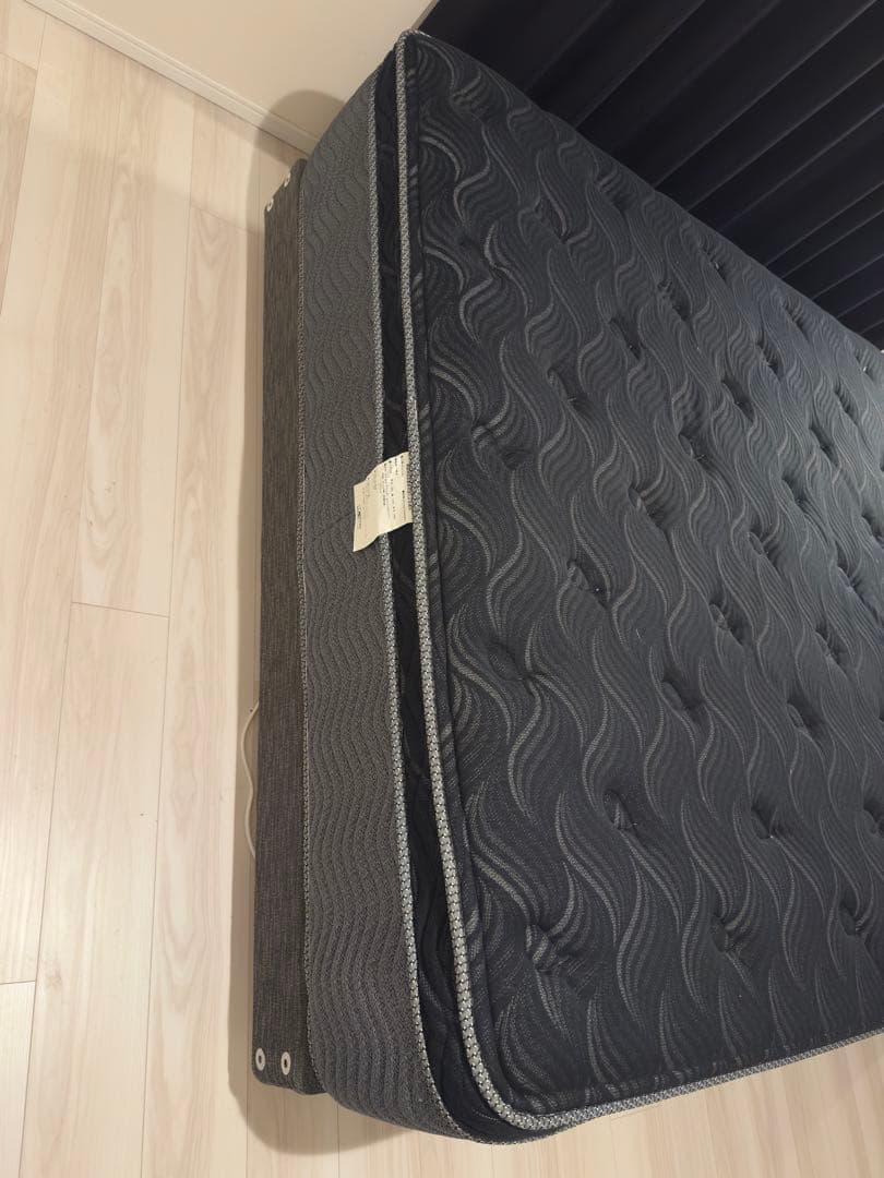 M*e様 【新品未使用】【ボトムセット販売】シモンズ　プレミアムクラス　クイーン