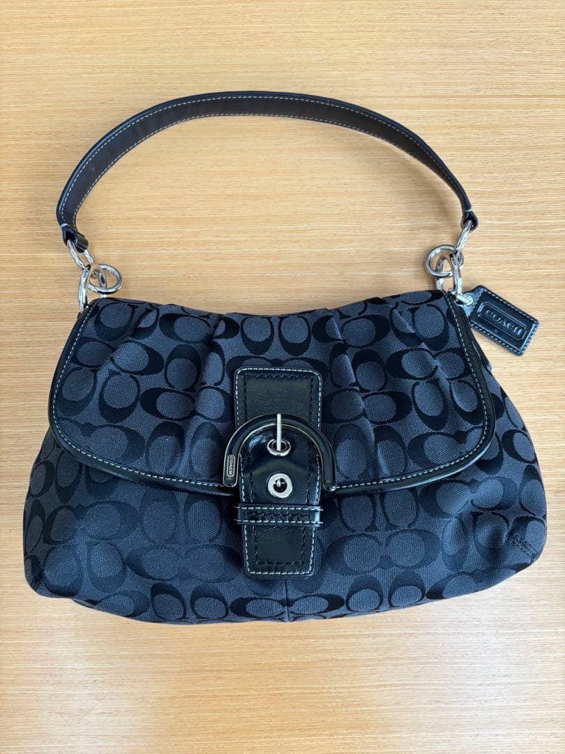 美品 コーチ ワンショルダーバッグ ソーホー シグネチャー キャンバス レザー