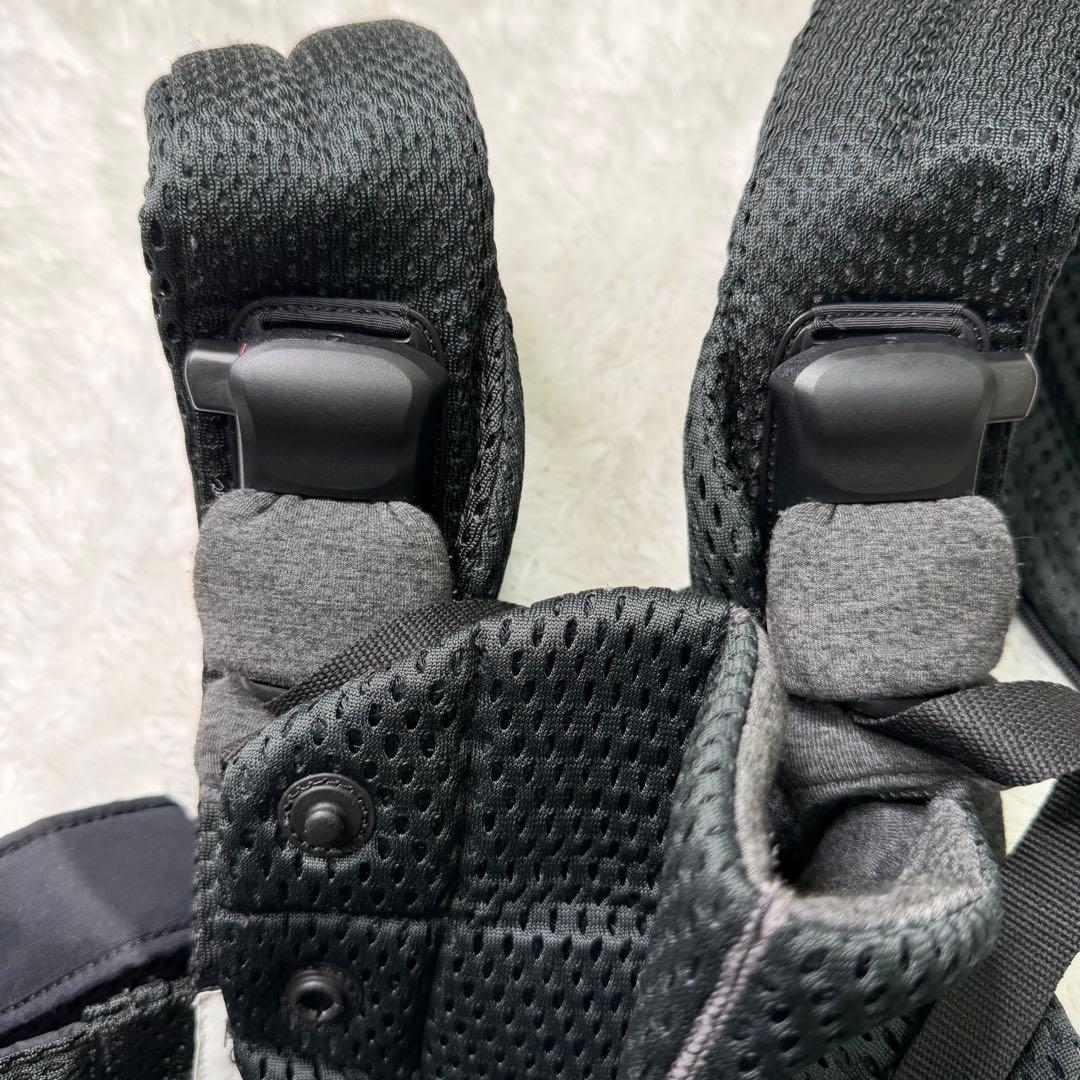 美品 ベビービョルン 抱っこ紐 ハーモニー メッシュ ブラック