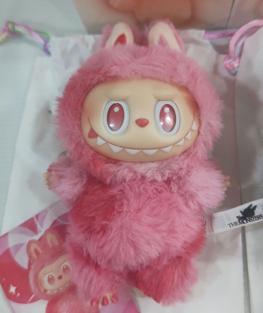 Labubu【正規品】ラブブ　エナジー　ぬいぐるみ LOVE＆SERENITY