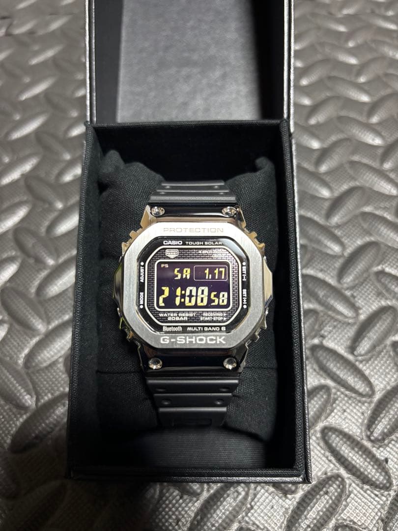 美品　G-SHOCK/GMW-B5000-1JF