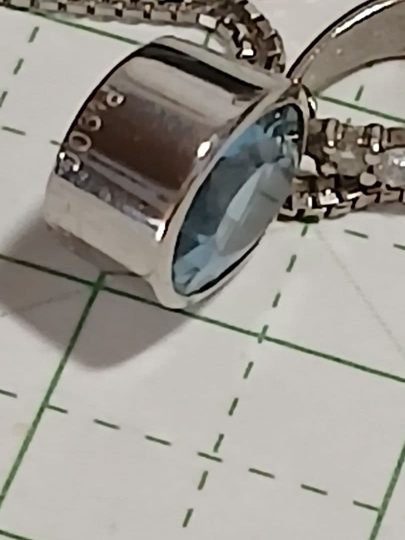 高級未使用アクアマリン0.98ct、ダイヤ0.15ct刻印プラチナペンダント