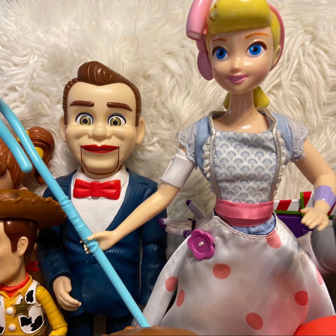 トイストーリーフィギュア　人形