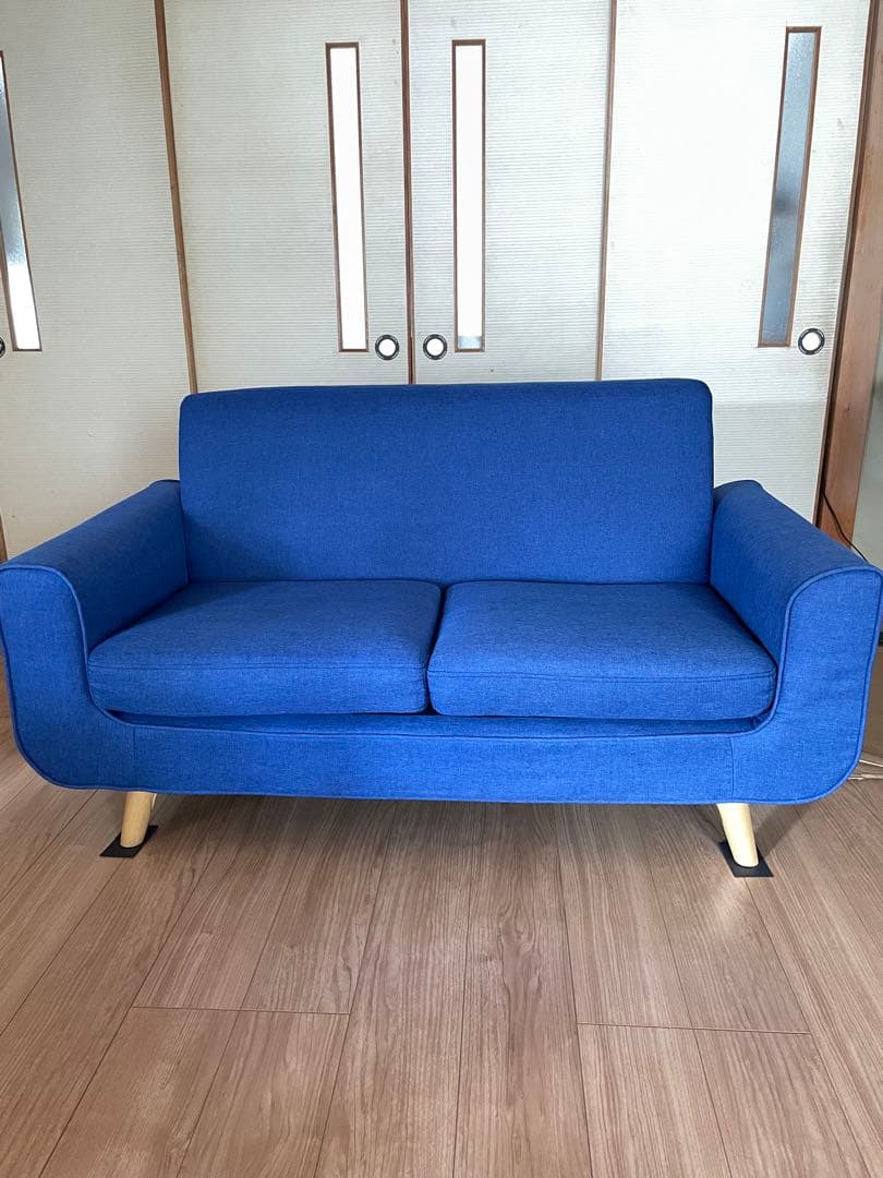 本日限り　北欧風　モダンソファー　完成品