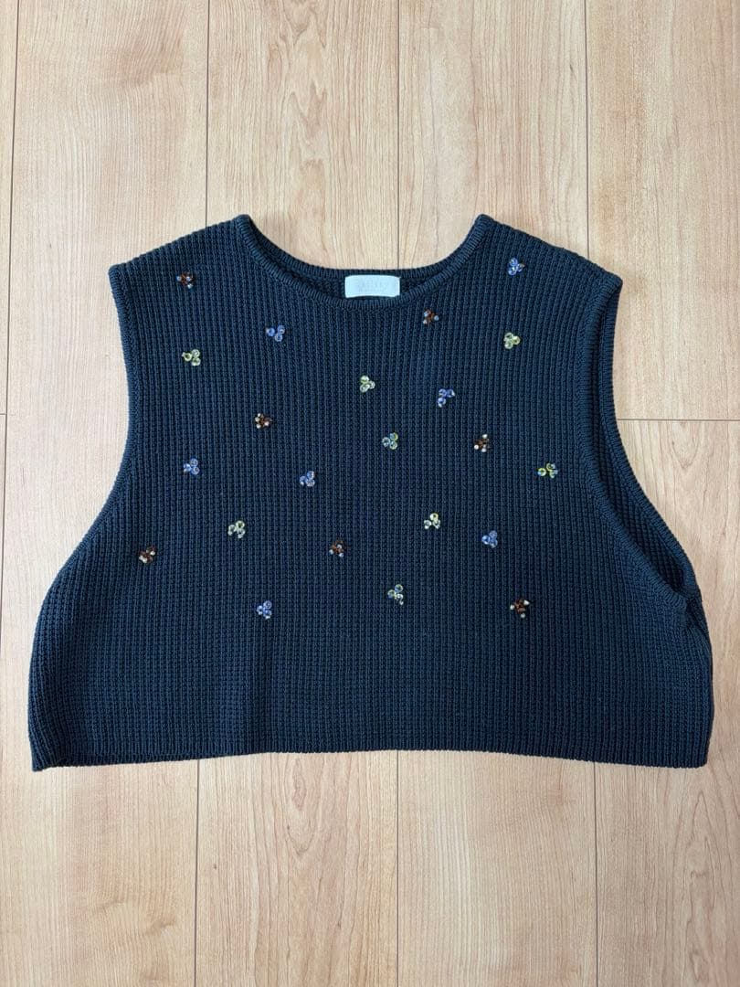 Ballsey Tomorrowland リリヤーンビーズ ショートベスト