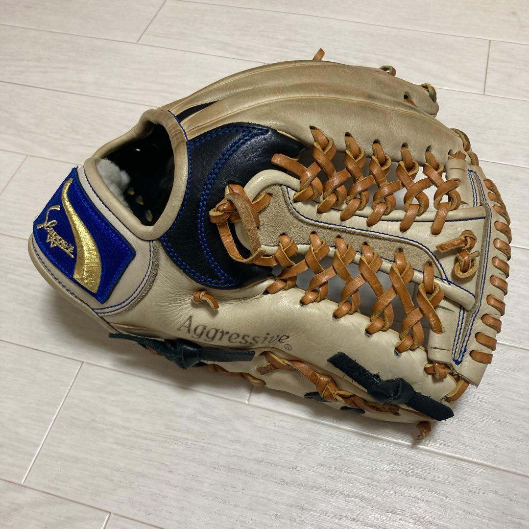 専用スラッガー　京田モデル　野球グローブ　グラブ