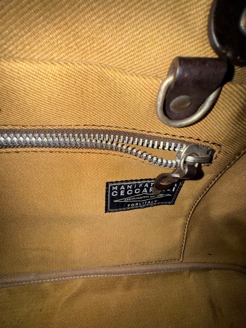 美品！MANIFATTURA•CECCRELLI ウィークエンダーバック