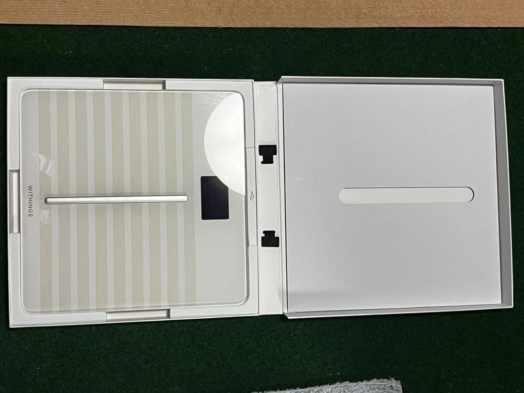 Withings Body Cardio Wi-Fiスマート体重計（ホワイト）