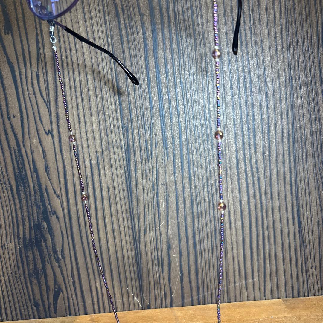 キャビア　メガネ