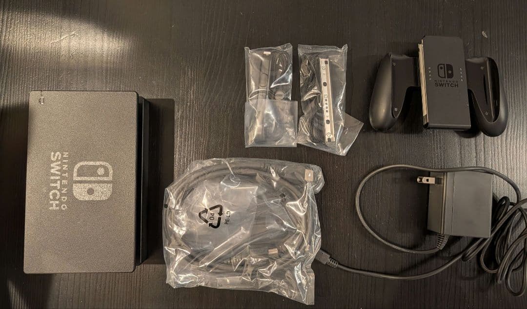 Nintendo Switch 本体 + マリオカート8 デラックス