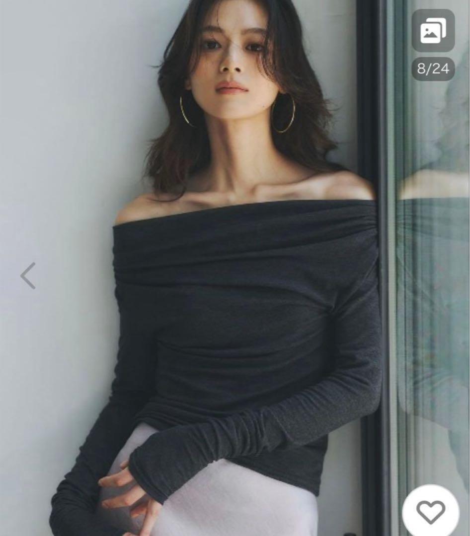 anuans ギャザードレープカットトップス　ブラック