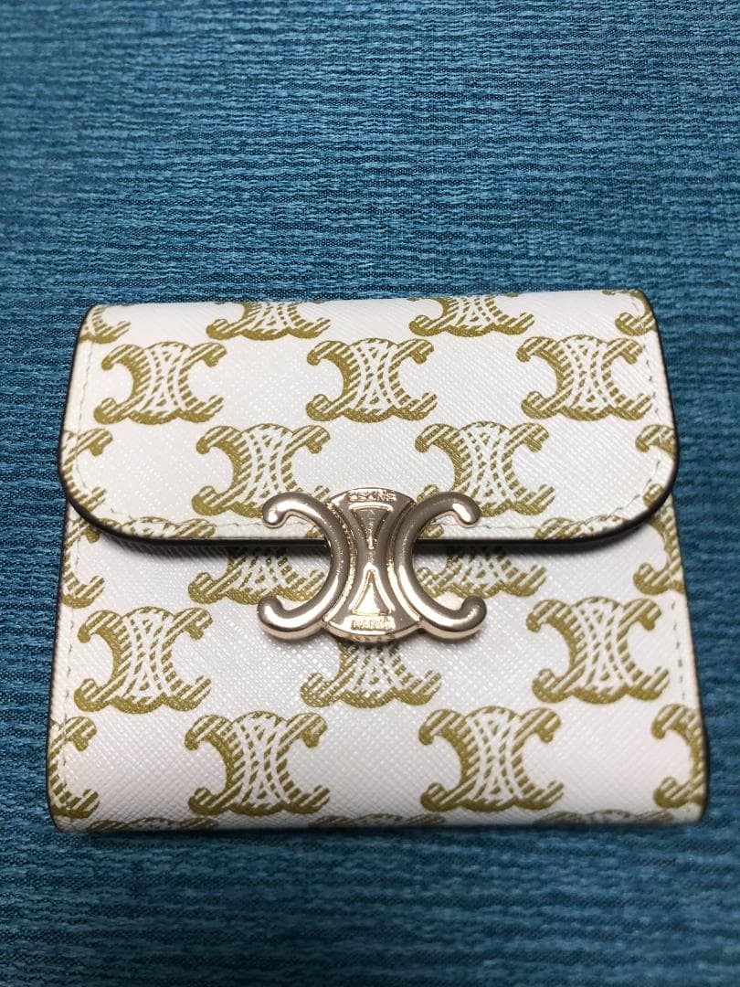 三つ折り財布✧セリーヌ さいふ 小銭入れ✧celine ケース　レディース